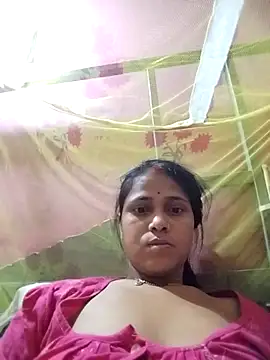 Snapshot of Ayeshaji chatting on 11-19-25, 09:04 Ayeshaji online show from 11-19-25, 09:04