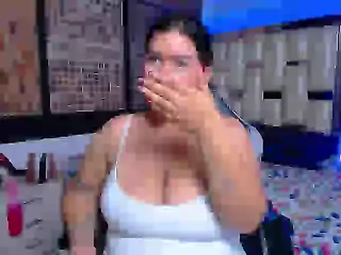 Snapshot of kriss_sweetboobs10 chatting on 09-23-25, 02:20 kriss sweetboobs10 online show from 09-23-25, 02:20