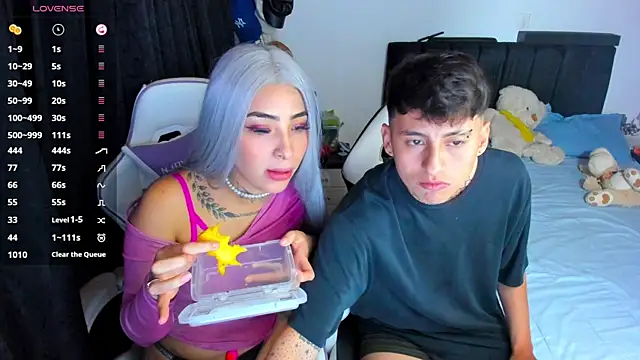 Snapshot of Alex_Sabrina chatting on 03-13-25, 12:27 Alex Sabrina online show from 03-13-25, 12:27