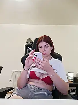 MeCherryy online show from 05-19-26, 06:47