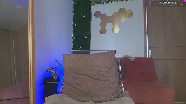 Sairy  online show from 04-25-26, 05:54