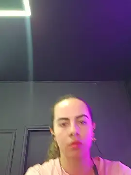 Snapshot of Sairy_ chatting on 06-15-26, 06:32 Sairy online show from 06-15-26, 06:32