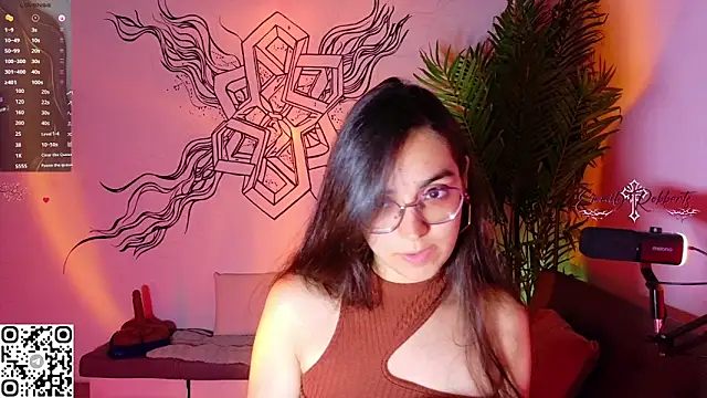 Emmi Roberts online show from 04-14-26, 11:33