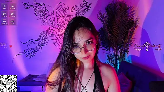 Emmi Roberts online show from 04-23-26, 12:56