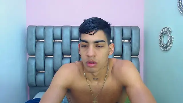 Liam Wyat online show from 12-17-25, 10:54