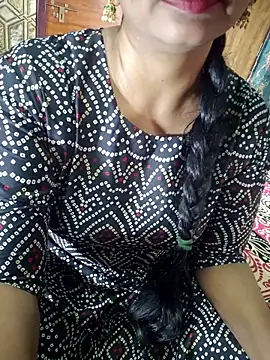 Snapshot of Shalini_telugu09 chatting on 11-07-25, 05:07 Shalini telugu09 online show from 11-07-25, 05:07