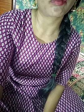 Snapshot of Shalini_telugu09 chatting on 11-08-25, 06:02 Shalini telugu09 online show from 11-08-25, 06:02