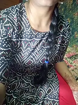 Snapshot of Shalini_telugu09 chatting on 11-16-25, 02:33 Shalini telugu09 online show from 11-16-25, 02:33