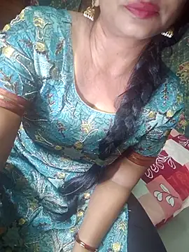 Snapshot of Shalini_telugu09 chatting on 11-30-25, 02:10 Shalini telugu09 online show from 11-30-25, 02:10