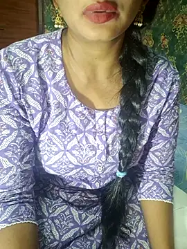 Snapshot of Shalini_telugu09 chatting on 01-11-26, 11:37 Shalini telugu09 online show from 01-11-26, 11:37