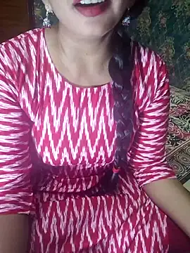 Snapshot of Shalini_telugu09 chatting on 02-12-26, 01:28 Shalini telugu09 online show from 02-12-26, 01:28