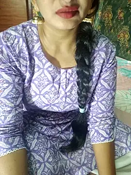 Snapshot of Shalini_telugu09 chatting on 02-26-26, 09:19 Shalini telugu09 online show from 02-26-26, 09:19