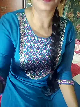 Snapshot of Shalini_telugu09 chatting on 03-02-26, 09:38 Shalini telugu09 online show from 03-02-26, 09:38