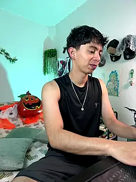 Yaiden 11 online show from 10-28-25, 10:08