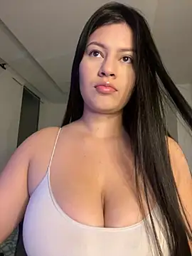 Snapshot of Saanvi21 chatting on 07-04-26, 04:29 Saanvi21 online show from 07-04-26, 04:29