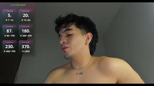 cmzo  online show from 04-18-26, 03:43