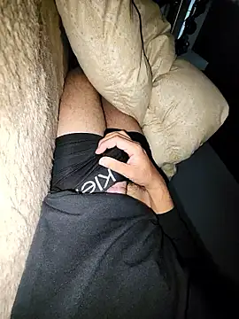 Snapshot of ikeike-kun chatting on 10-31-25, 11:50 ikeike-kun online show from 10-31-25, 11:50