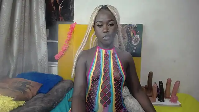 Snapshot of blackrose001 chatting on 07-21-26, 01:19 blackrose001 online show from 07-21-26, 01:19