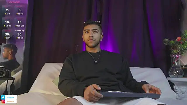 Colstorw  online show from 12-19-25, 10:00