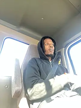 Snapshot of Sir-Tucker chatting on 03-21-25, 07:46 Sir-Tucker online show from 03-21-25, 07:46