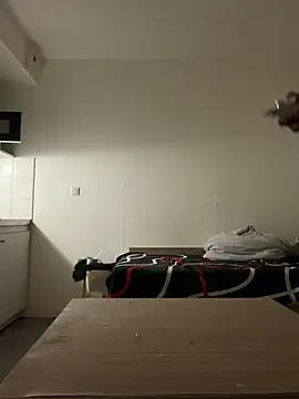 Renoirmonter online show from 04-25-26, 12:24