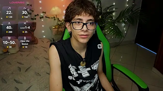 Matty Sparkk online show from 04-22-26, 01:12