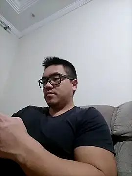 awesometeacher33 online show from 03-13-25, 06:23