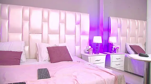 Snapshot of Mandyy1_ chatting on 03-16-25, 01:49 Mandyy1 online show from 03-16-25, 01:49