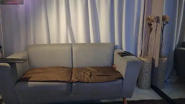 YuliethPetite online show from 03-03-26, 12:00