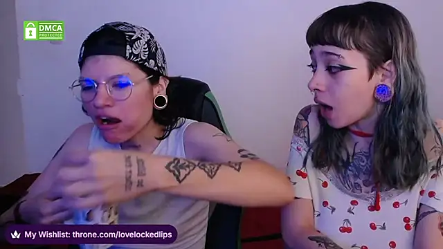 lovelockedlips online show from 04-19-26, 05:45