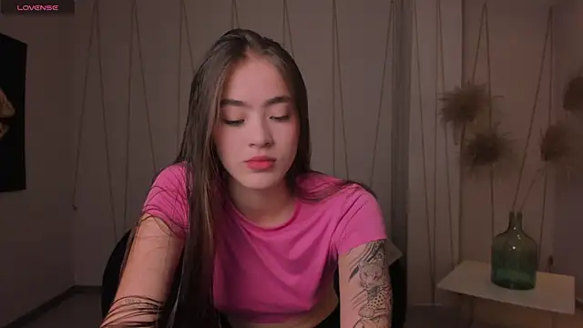 MaiaCollins online show from 03-04-26, 05:30