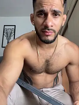 Maximiliano ford online show from 10-25-25, 10:56