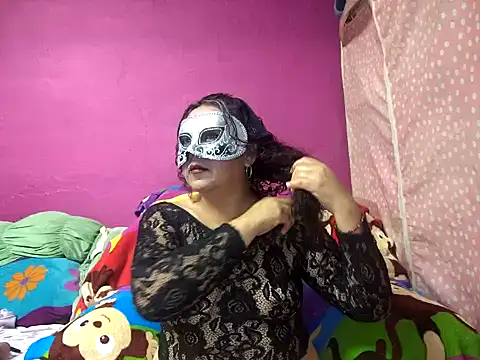 Pequitas sexi online show from 10-15-25, 06:02