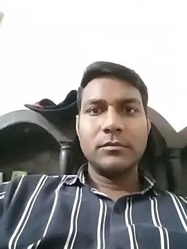 Snapshot of vikesh05 chatting on 11-28-25, 08:44 vikesh05 online show from 11-28-25, 08:44