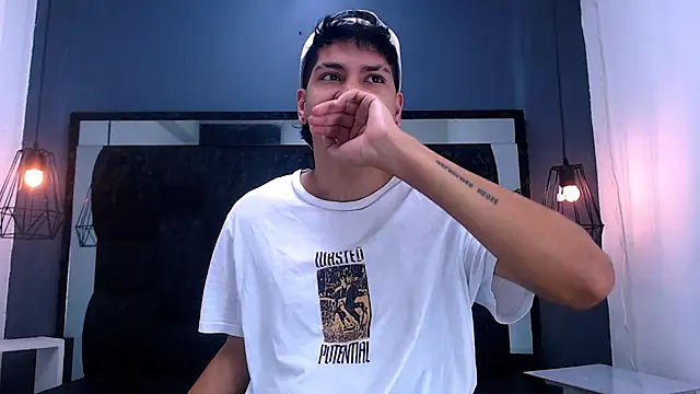 Jhojan twink online show from 01-08-26, 04:26