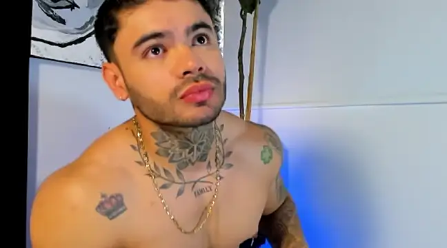 thiagoferrari2 online show from 03-20-25, 08:29