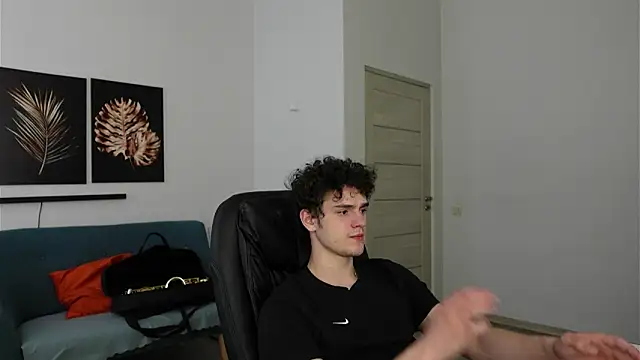 Brad Holloway online show from 04-05-26, 02:03