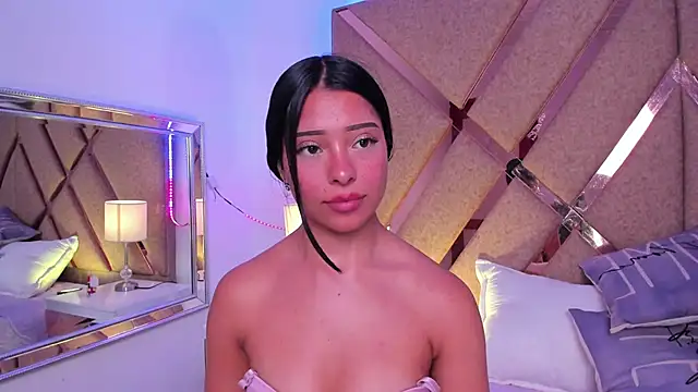 Emilybutterfly1 online show from 03-22-25, 11:20