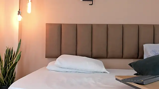 honeygray02 online show from 11-27-25, 03:30