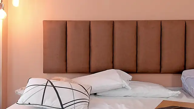 honeygray02 online show from 12-16-25, 03:22