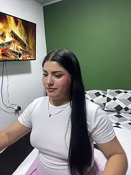 Snapshot of pareja_curiosa19 chatting on 05-22-26, 10:48 pareja curiosa19 online show from 05-22-26, 10:48