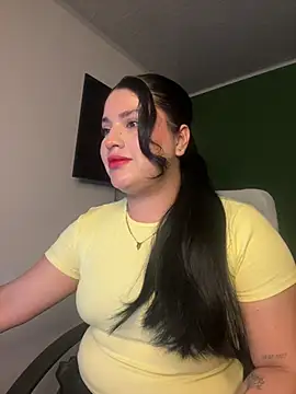 Snapshot of pareja_curiosa19 chatting on 06-10-26, 02:12 pareja curiosa19 online show from 06-10-26, 02:12