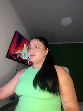 Snapshot of pareja_curiosa19 chatting on 06-15-26, 12:13 pareja curiosa19 online show from 06-15-26, 12:13