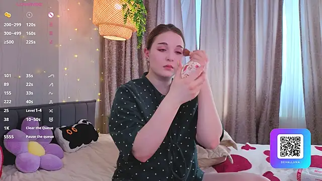 ConstanceHelms online show from 04-08-26, 05:07