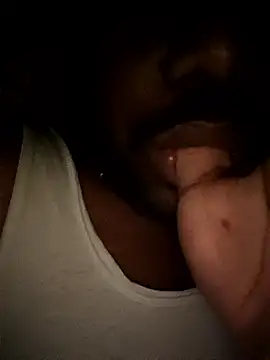 Snapshot of Aaditaa chatting on 01-12-26, 11:15 Aaditaa online show from 01-12-26, 11:15