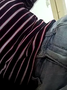 Snapshot of Irina84838 chatting on 03-17-25, 03:29 Irina84838 online show from 03-17-25, 03:29