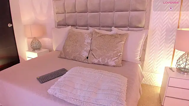 laurencarter1 online show from 11-07-25, 03:39