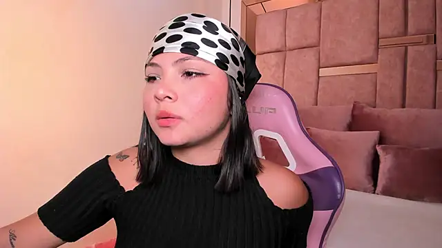 abby roux online show from 02-05-26, 03:22