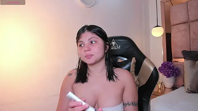 abby roux online show from 06-10-26, 03:50