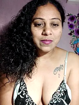 JENNIFERtamil online show from 03-29-26, 07:14